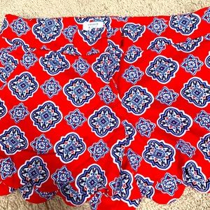 Crown and ivy Shelby shorts